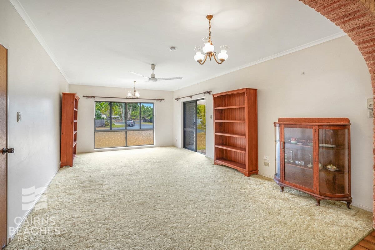 8 Agincourt Close, Clifton Beach - Thumbnail 7