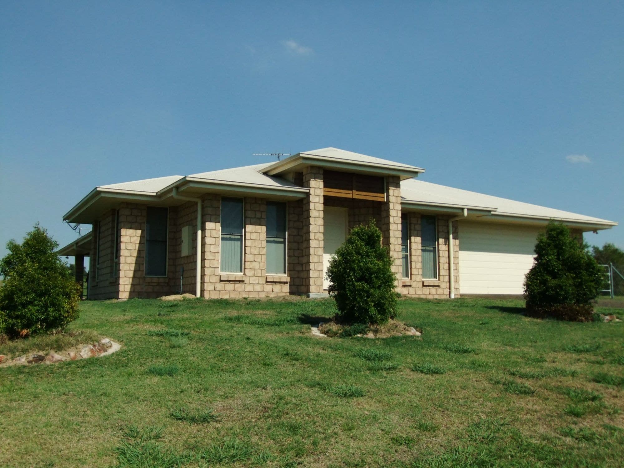 24 Stacey Drive, Boonah - Image 1