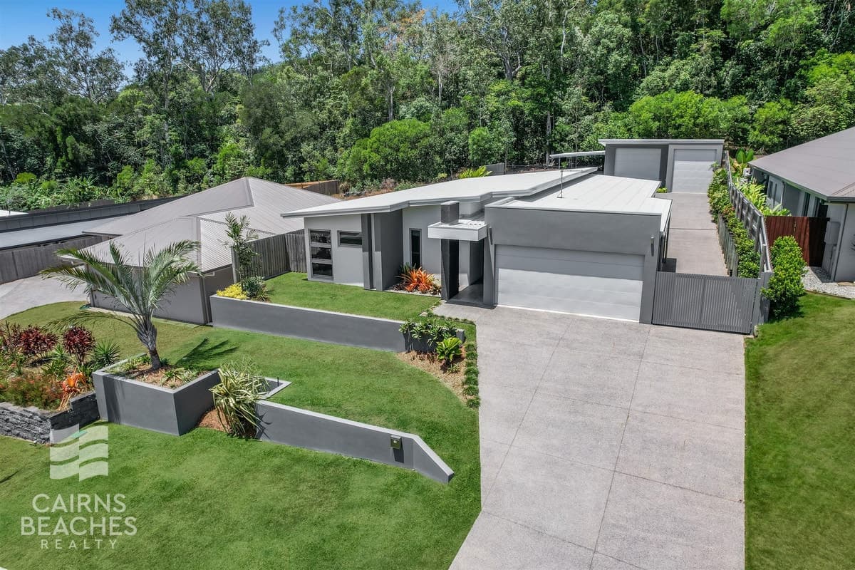 14 Mooreland Place, Kewarra Beach - Image 1