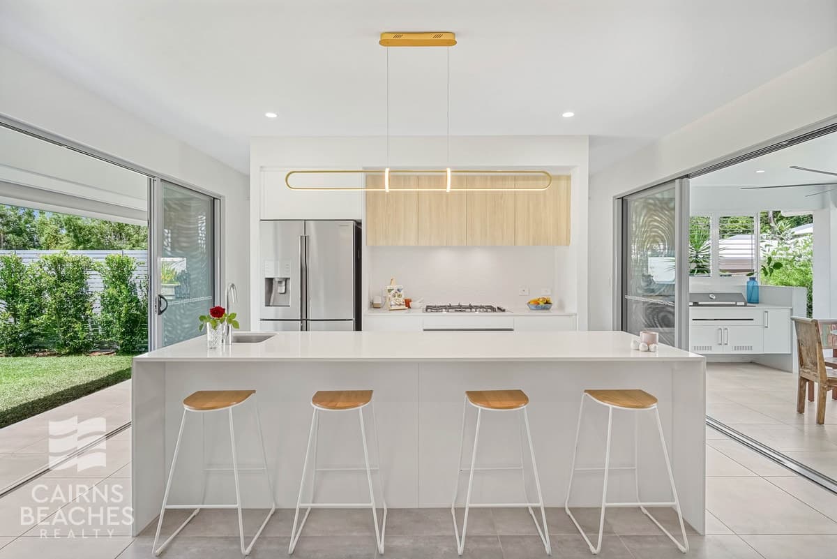 46 Flagship Drive, Trinity Beach - Image 1