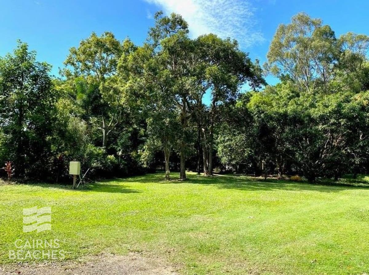 9 Sudbury Close, Clifton Beach - Image 1