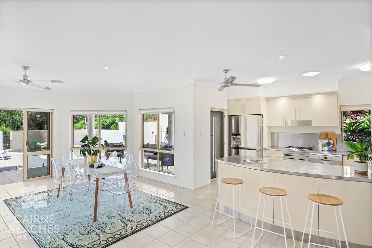 11 Trivia Street, Palm Cove - Thumbnail 3