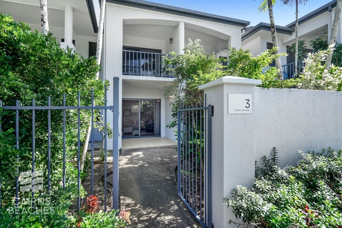 3/18-20 Clifton Road, Clifton Beach - Image 1