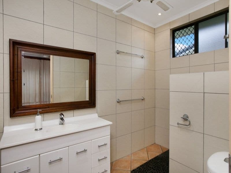 6 Scarborough Close, Kewarra Beach - Thumbnail 5
