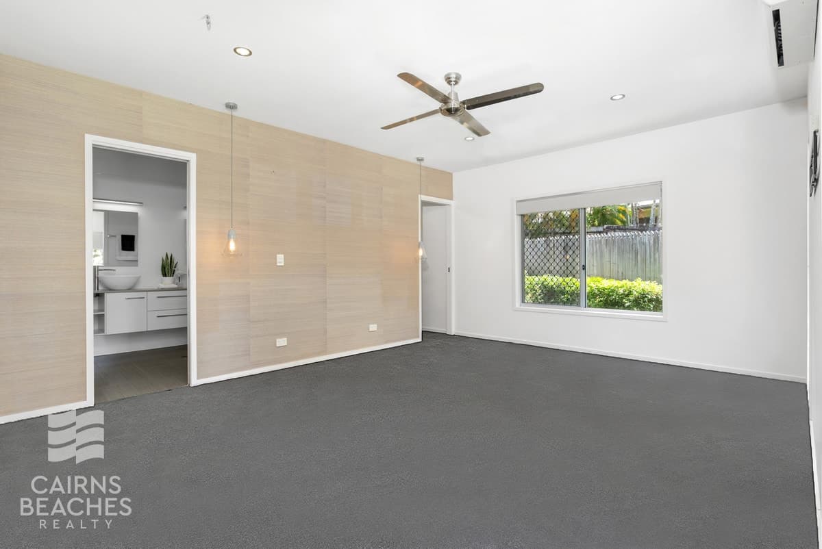 11 Savaii, Palm Cove - Thumbnail 7