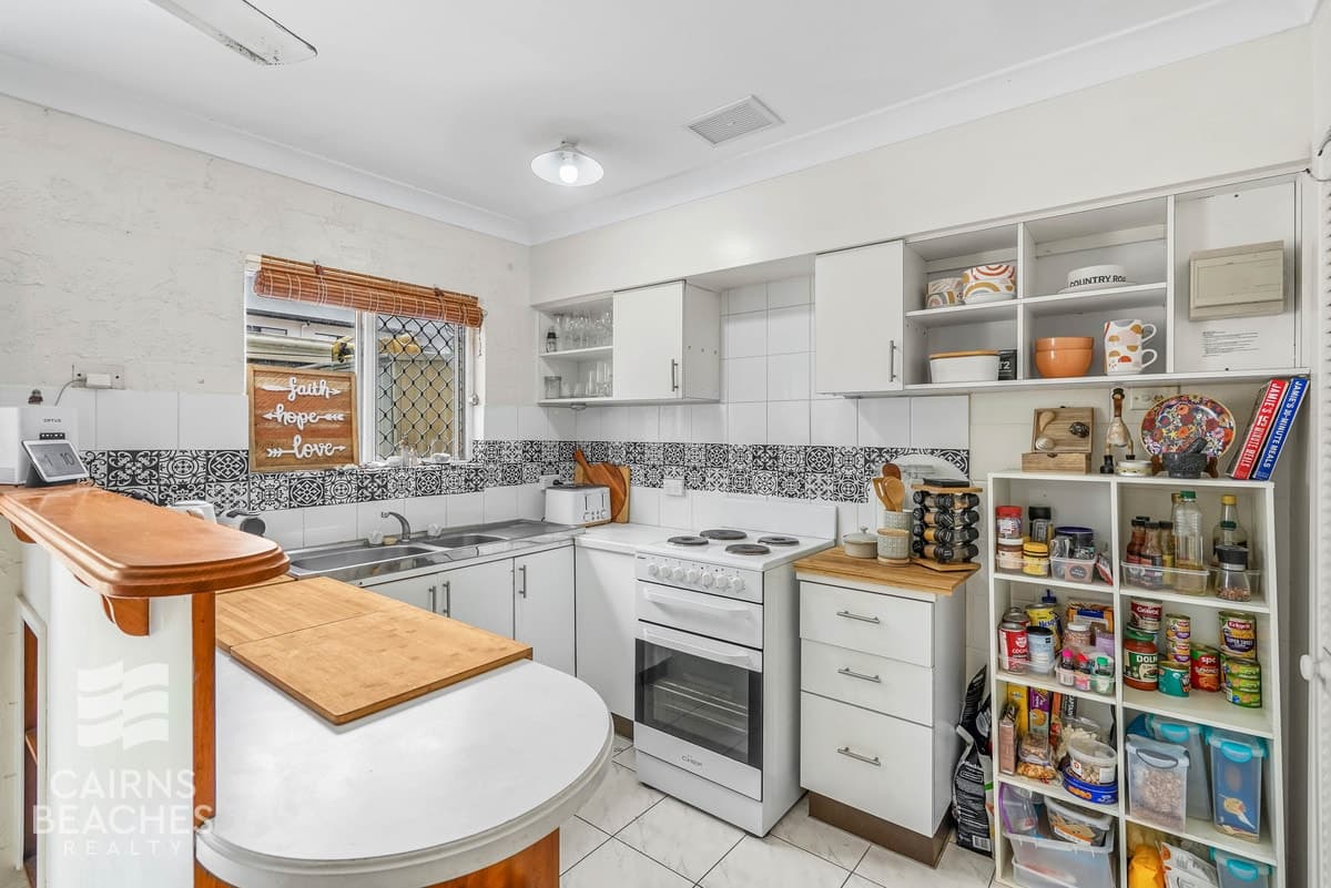 5/20-22 Corkill Street, Freshwater - Thumbnail 4