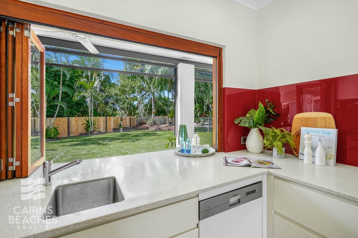 6 Flynn Close, Clifton Beach - Thumbnail 7