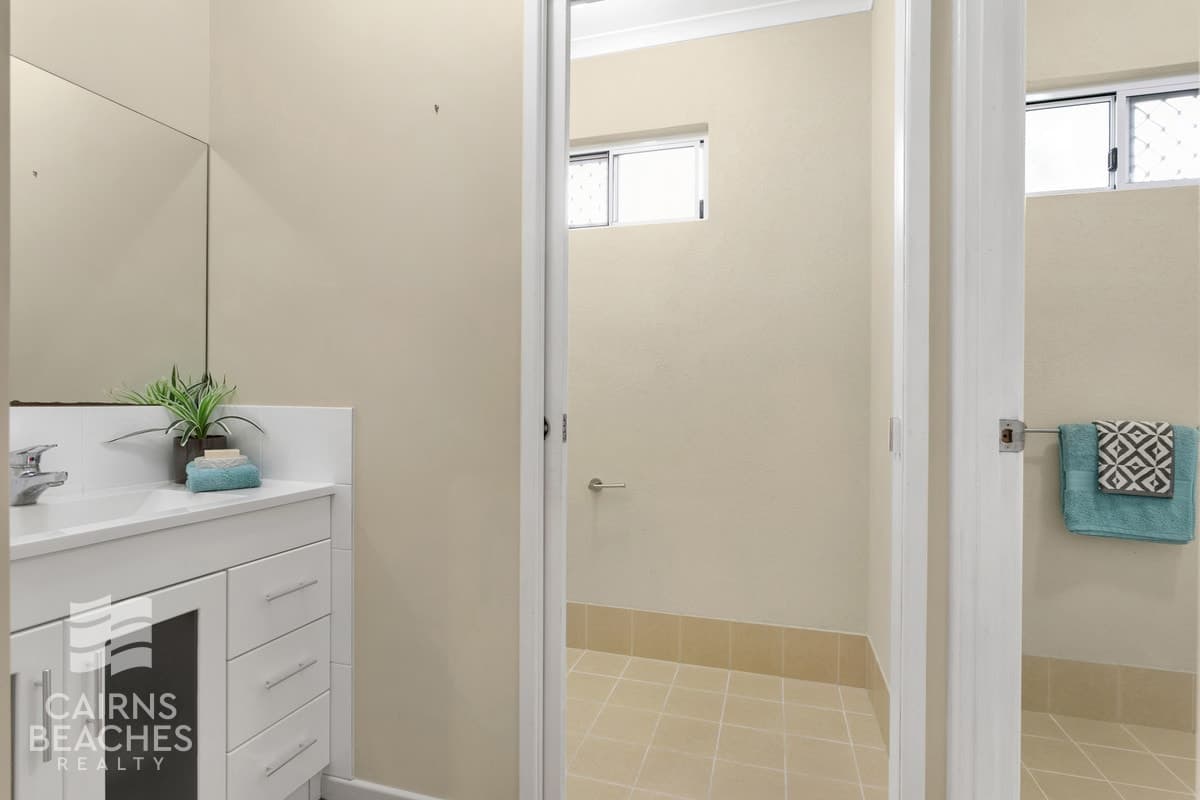 15a & 15b Kavieng Street, Trinity Beach - Thumbnail 4