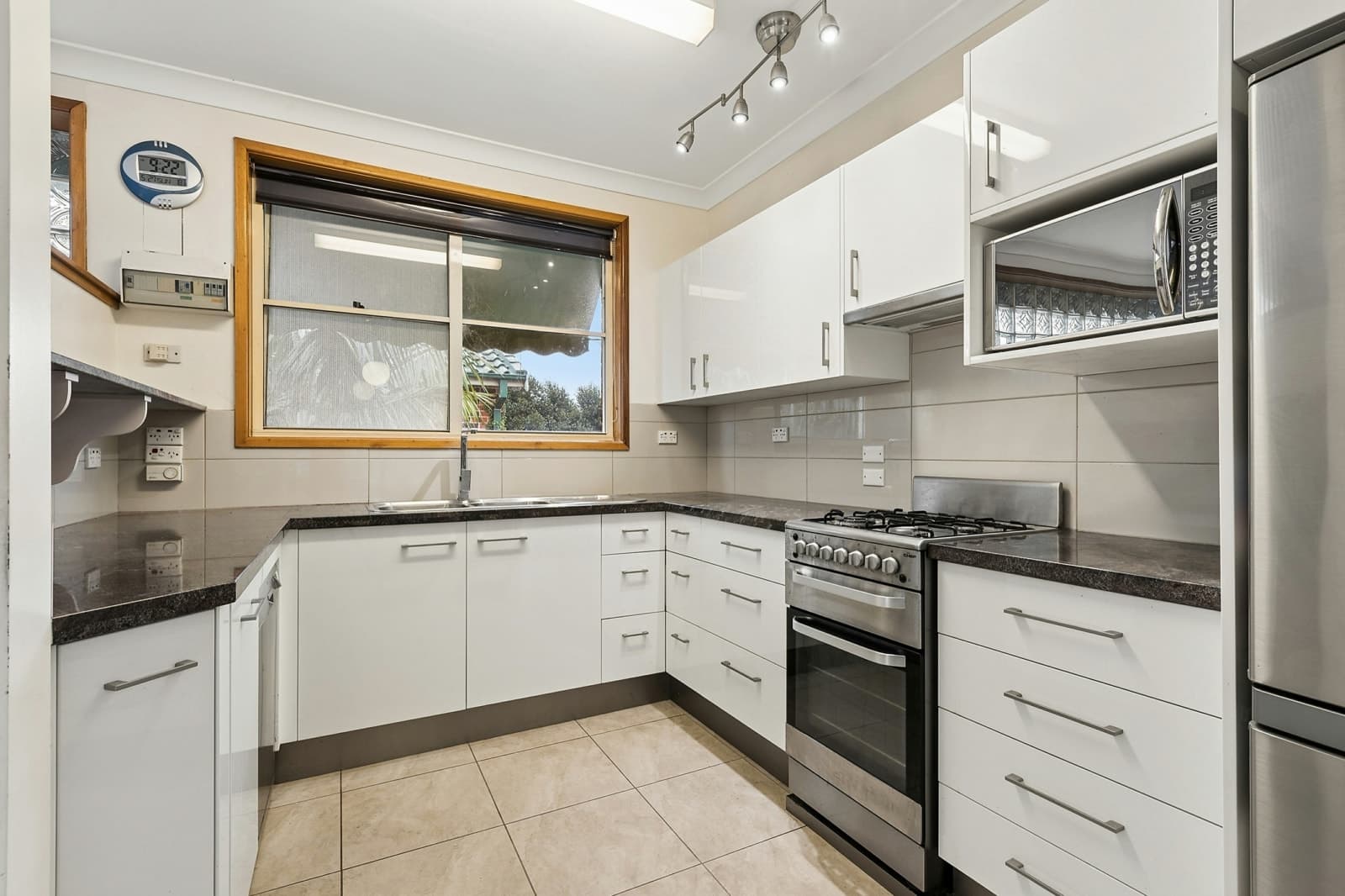 34 Dora Street, DORA CREEK, Dora Creek - Thumbnail 3