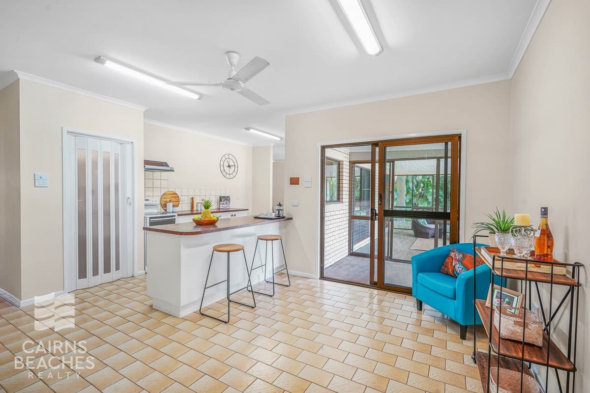 21-23 Nicholas Street, Clifton Beach - Thumbnail 3