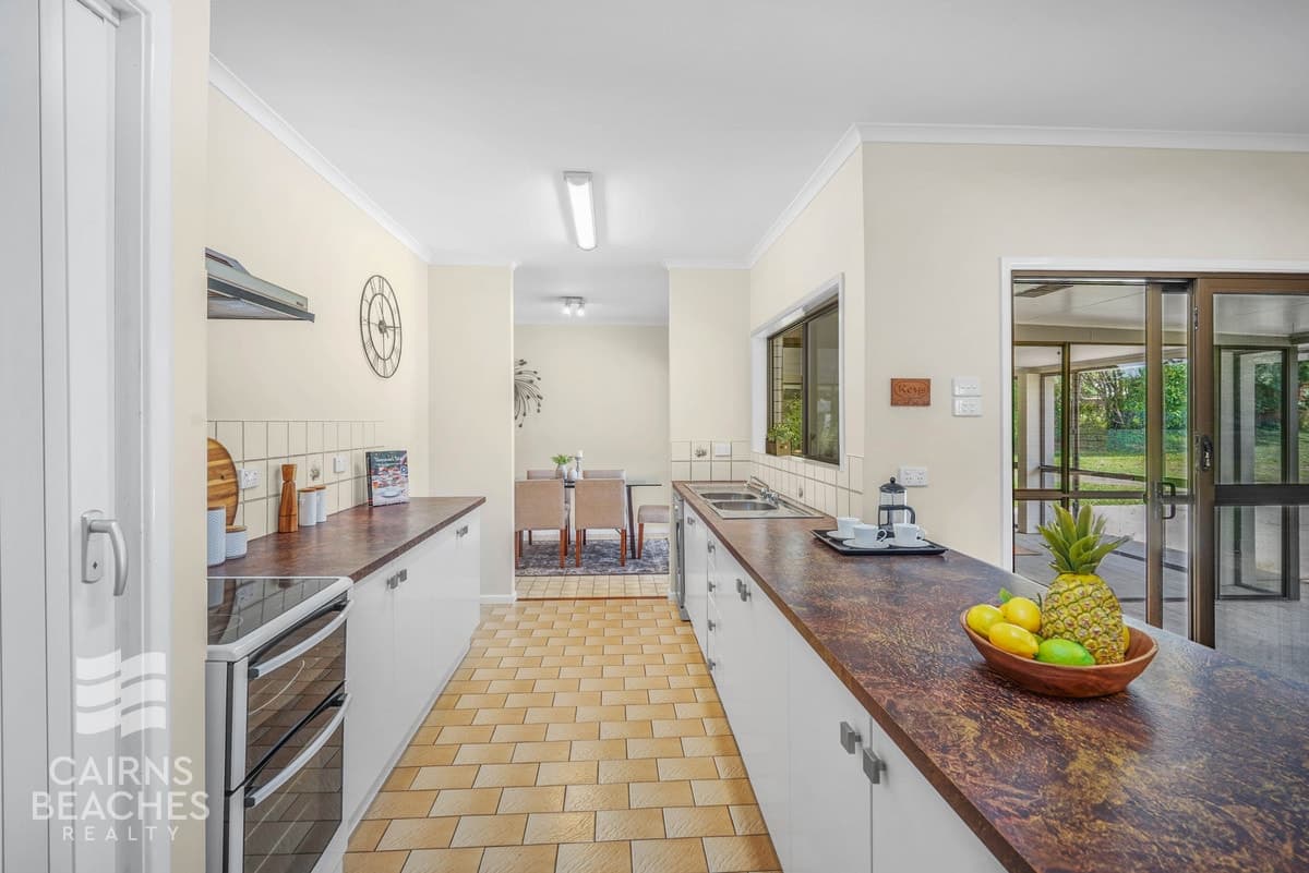 21-23 Nicholas Street, Clifton Beach - Thumbnail 4