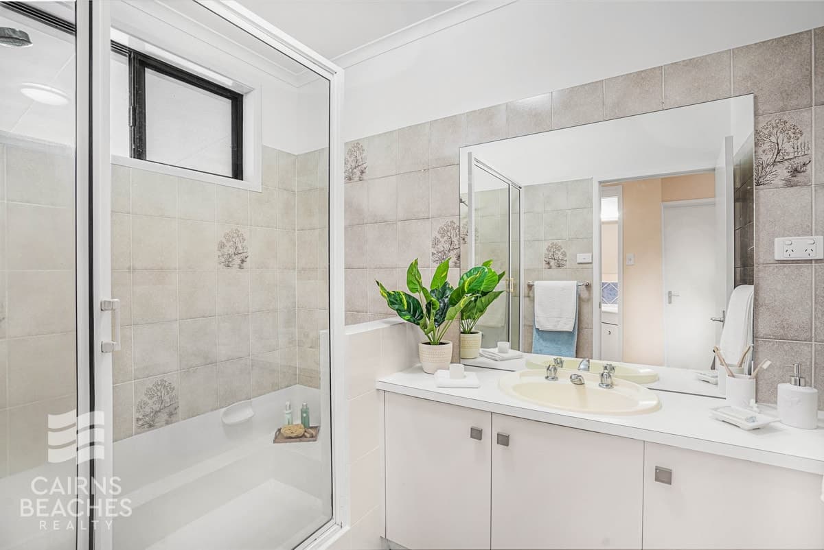 21-23 Nicholas Street, Clifton Beach - Thumbnail 8