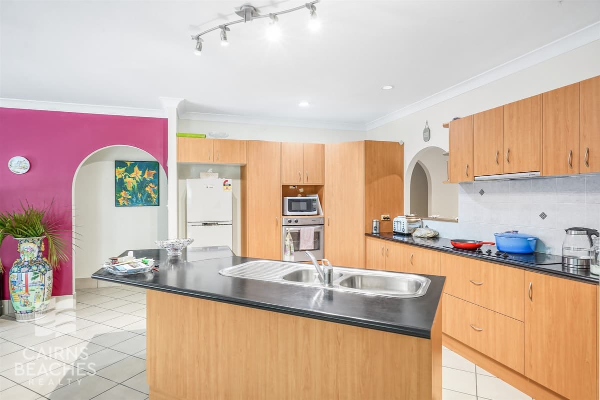 8 Helsdon Close, Clifton Beach - Thumbnail 4