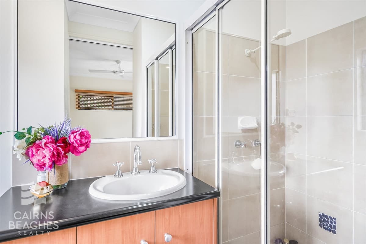 8 Helsdon Close, Clifton Beach - Thumbnail 7