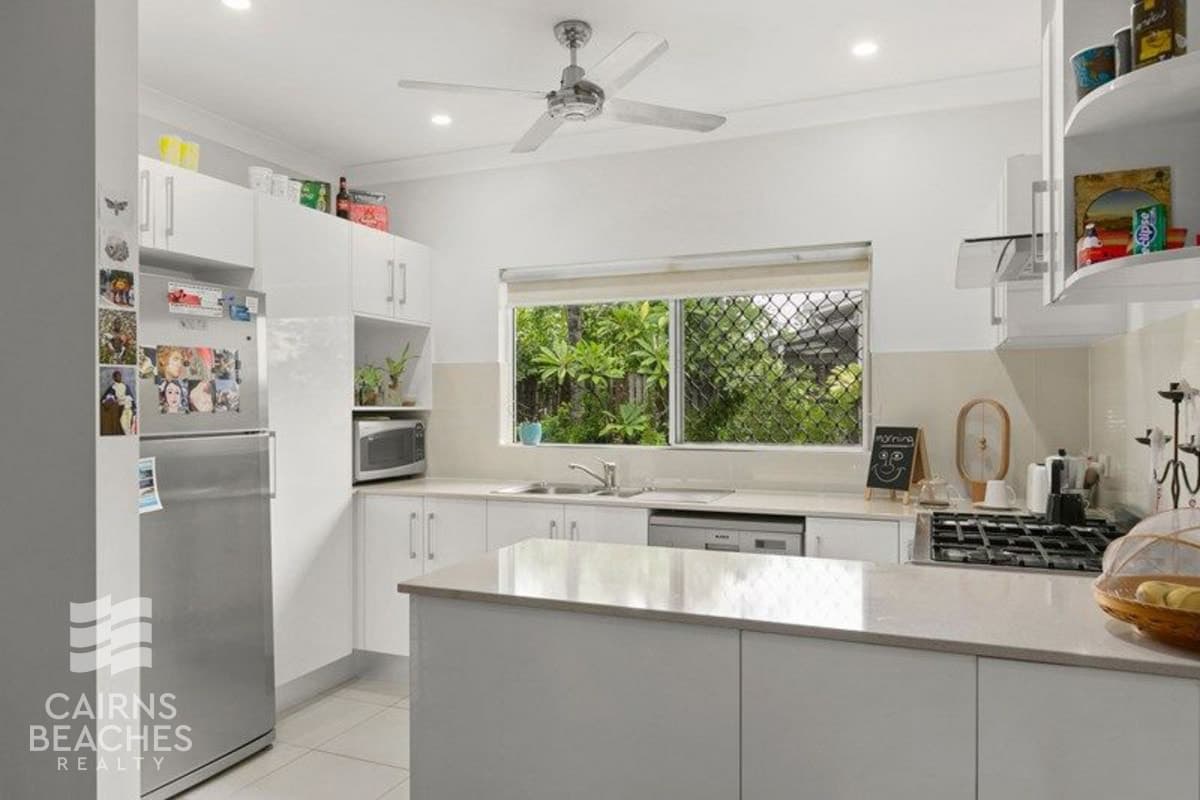 2/8 Portsea Crescent, Kewarra Beach - Image 1