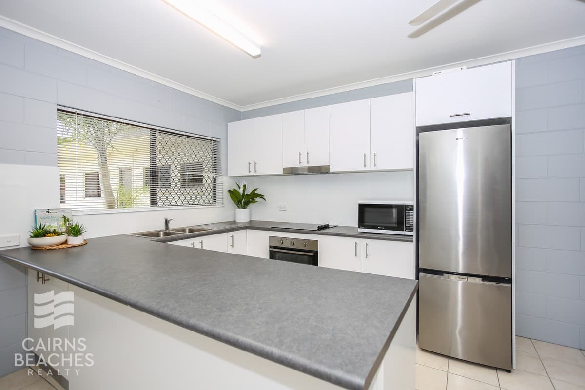 19/63-65 Moore Street, Trinity Beach - Image 1