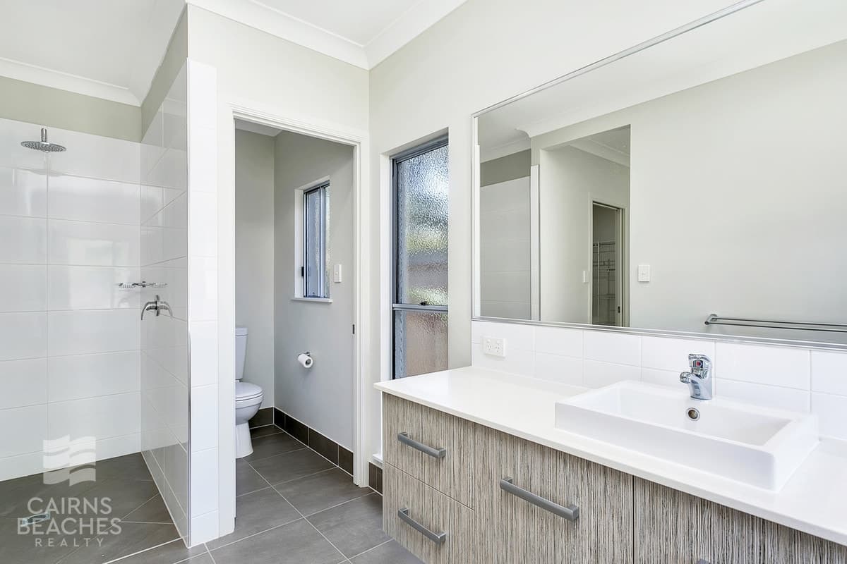 2/14 Scarborough Close, Kewarra Beach - Thumbnail 6