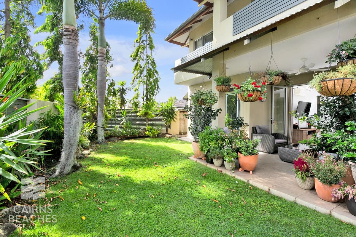 1/110 Harbour Dve, Trinity Park - Image 1