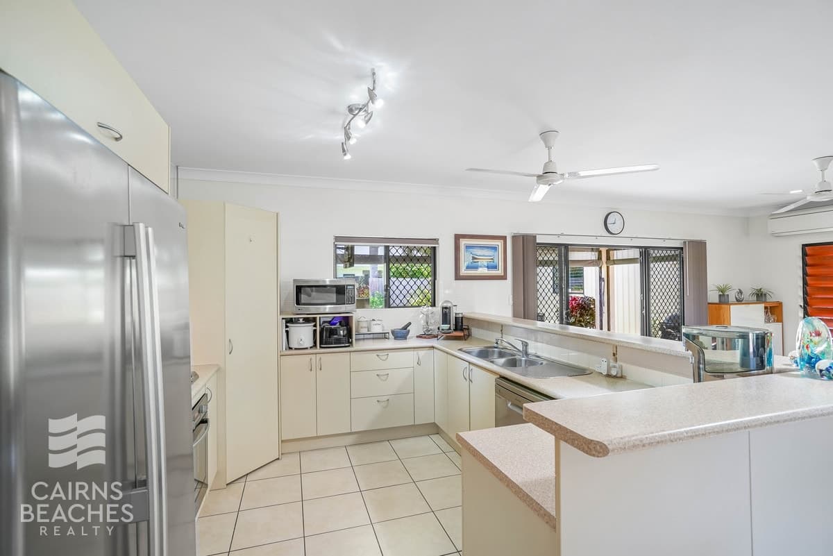 30 Moojeeba Way, Trinity Park - Thumbnail 2