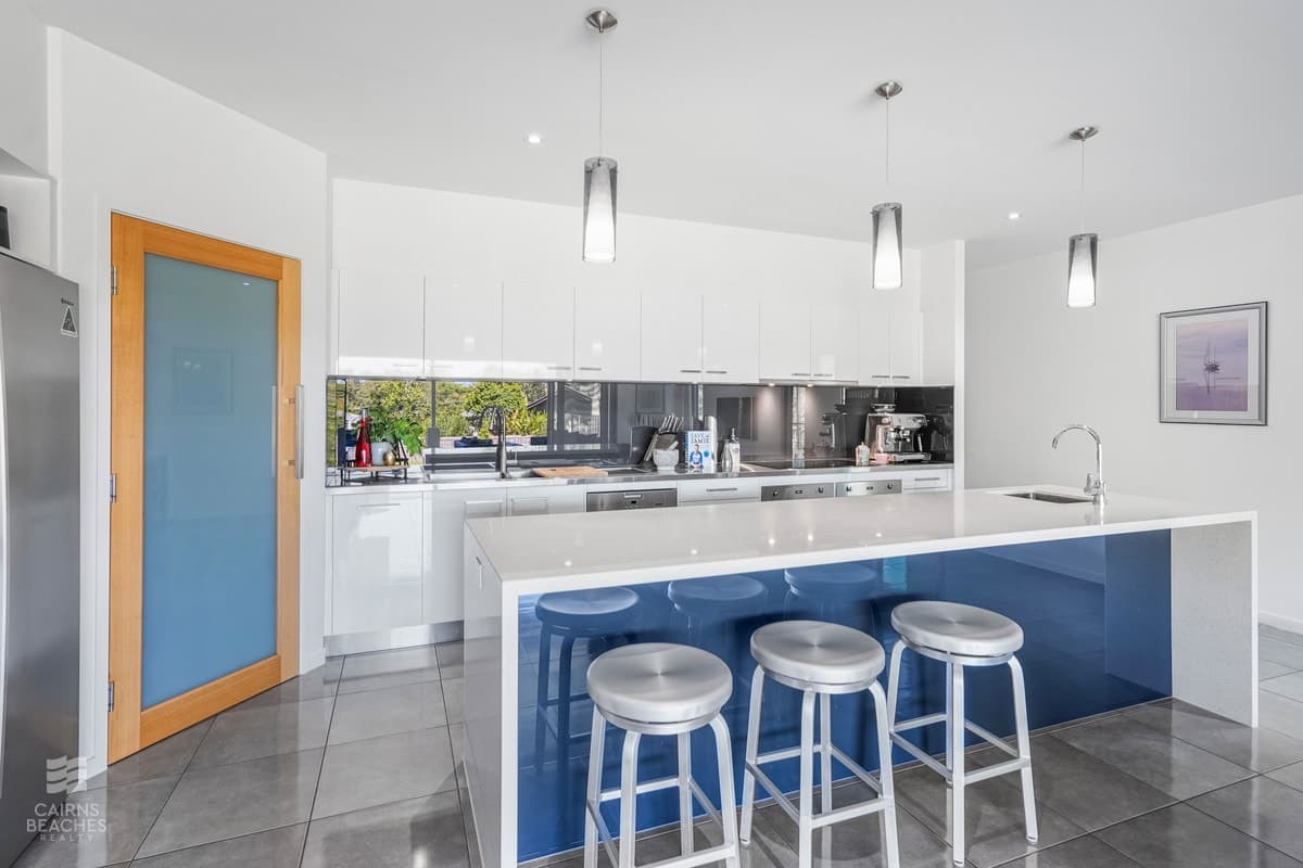 8 Stevens Street, Clifton Beach - Thumbnail 5
