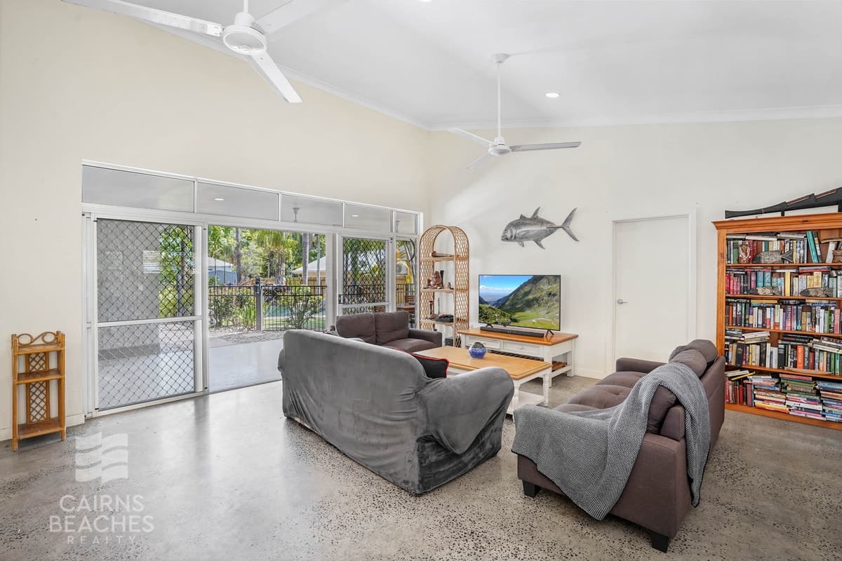 6 Satellite Street, Clifton Beach - Thumbnail 6