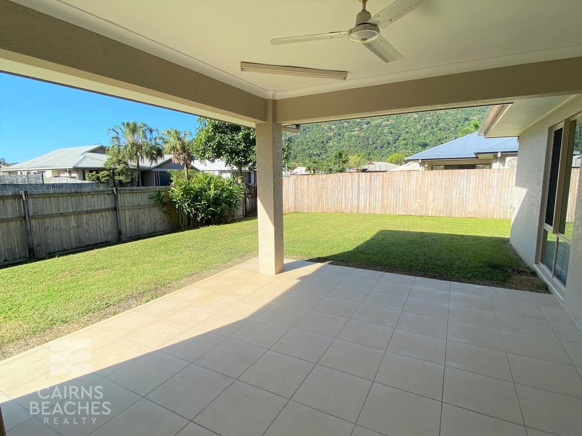 27 McBride Street, Redlynch - Thumbnail 6