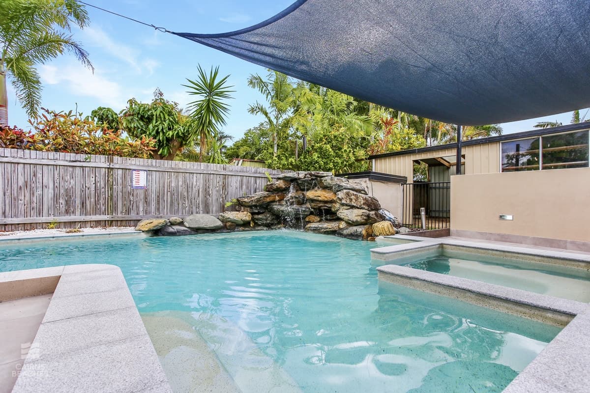 1-3 Coolum Close, Kewarra Beach - Thumbnail 2