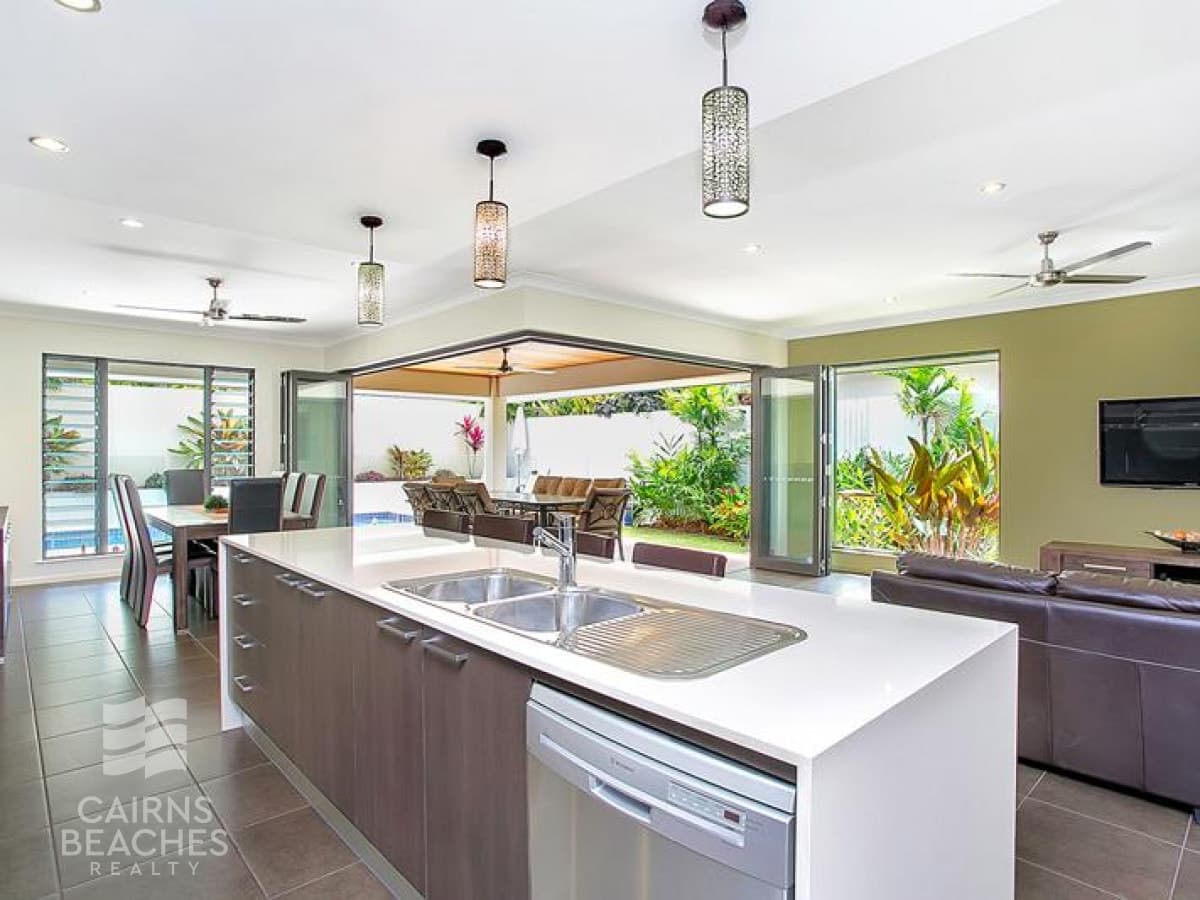 81 Cascade Boulevard, Palm Cove - Thumbnail 6