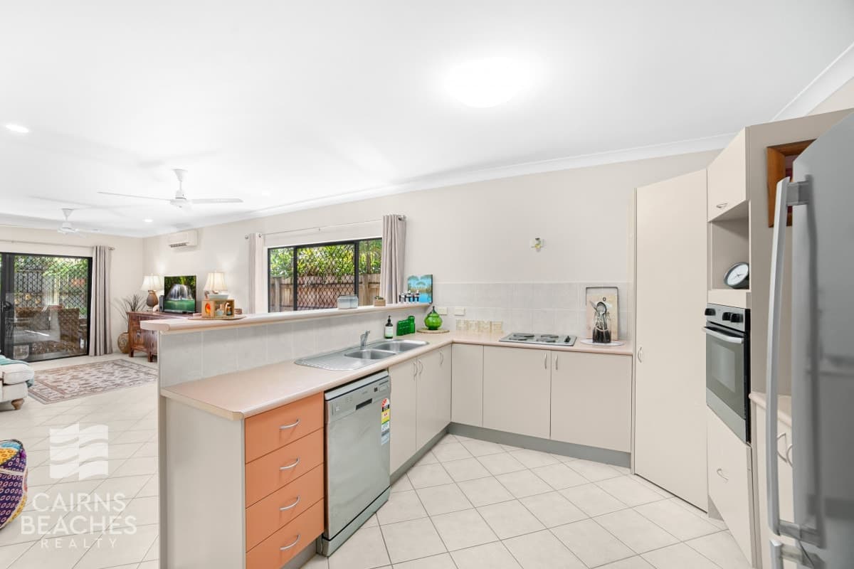 11 Kirra Close, Kewarra Beach - Thumbnail 2