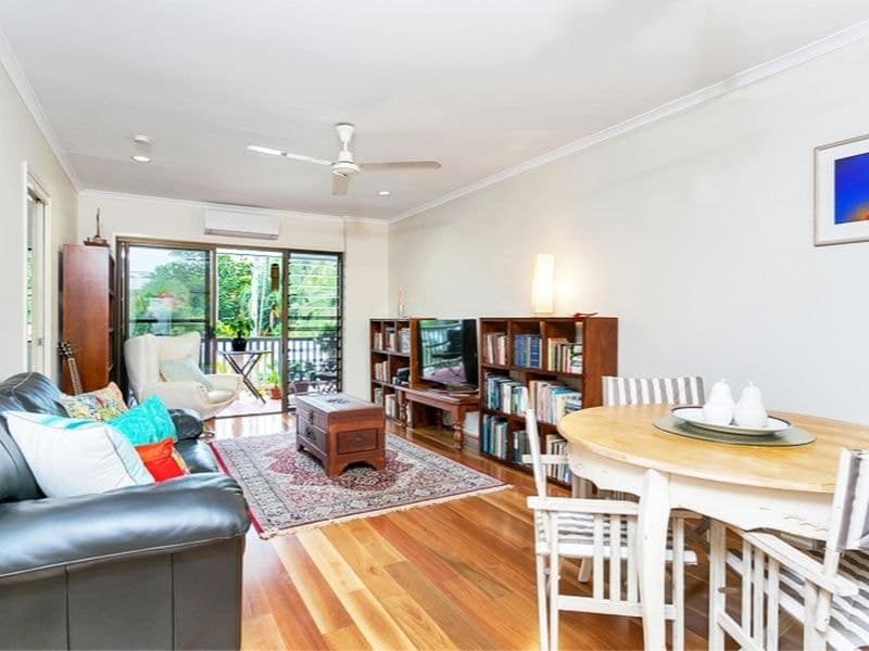 3/13 Amphora St, Palm Cove - Image 1
