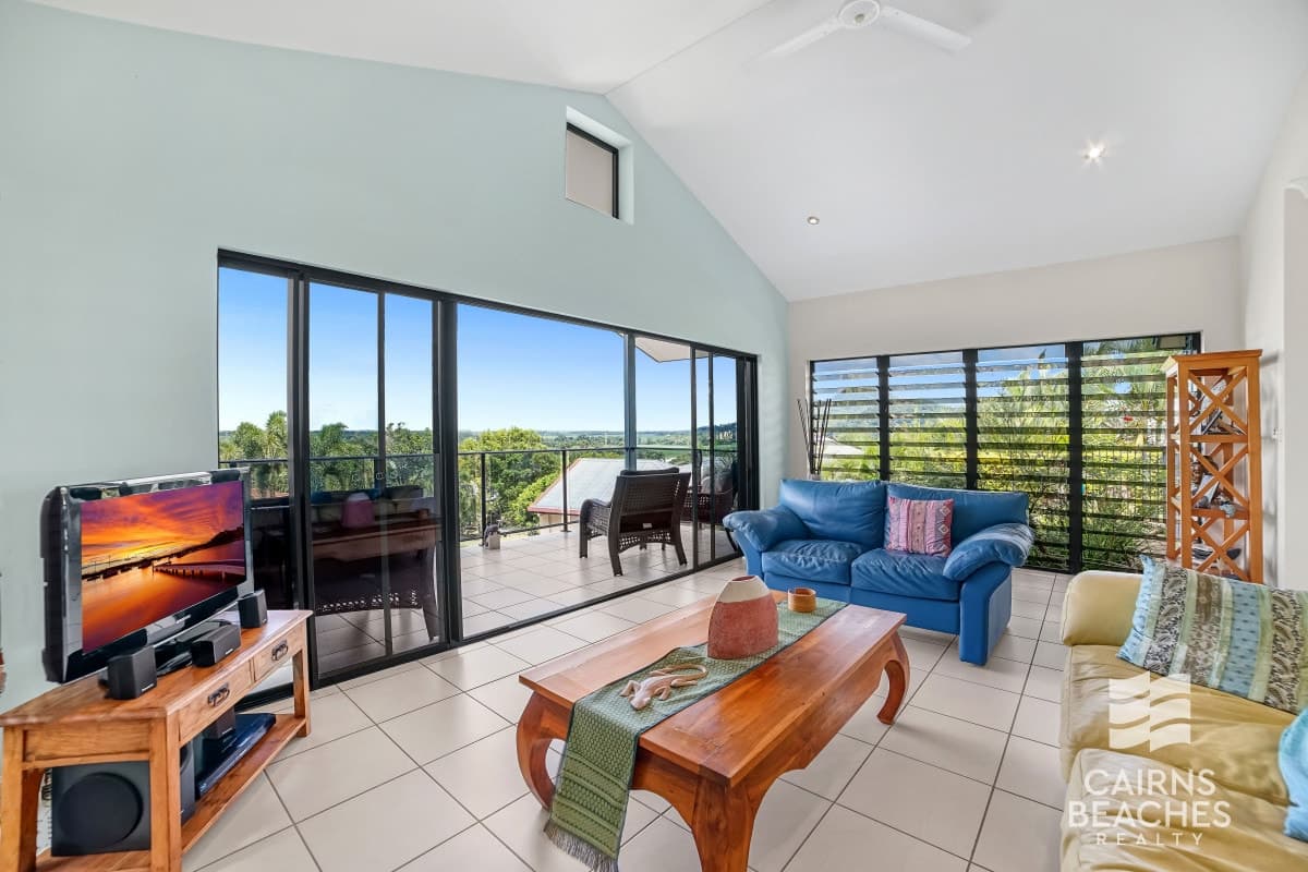 19 Pepperwood Street, Redlynch - Thumbnail 5