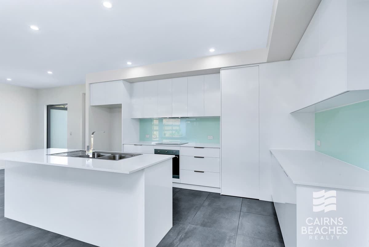 4 Mooreland Place, Kewarra Beach - Thumbnail 4