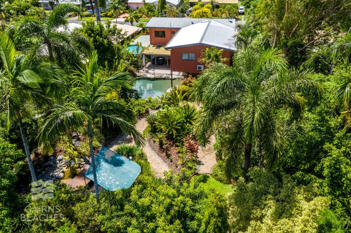 8 Undine Street, Clifton Beach - Image 1
