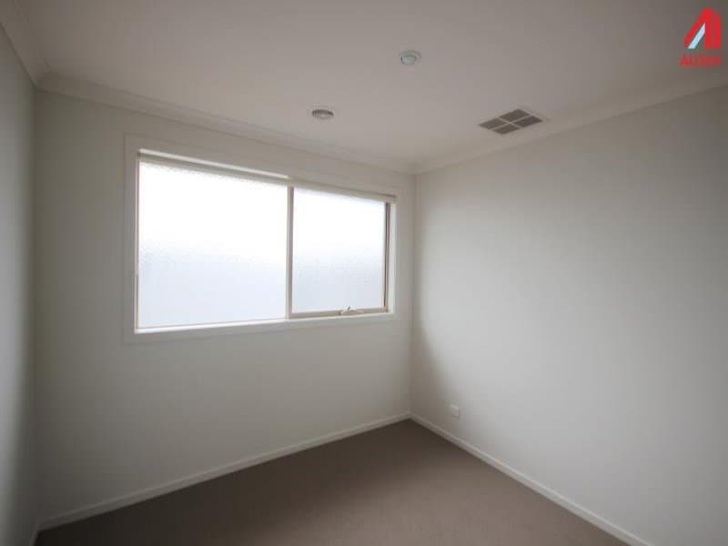 22 Wattleseed Way, Keysborough VIC 3173, Keysborough - Thumbnail 8