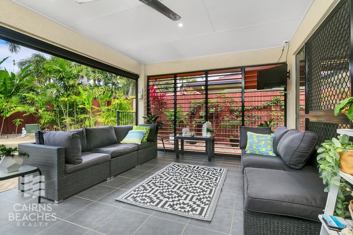 9 Tydeman Crescent, Clifton Beach - Thumbnail 3