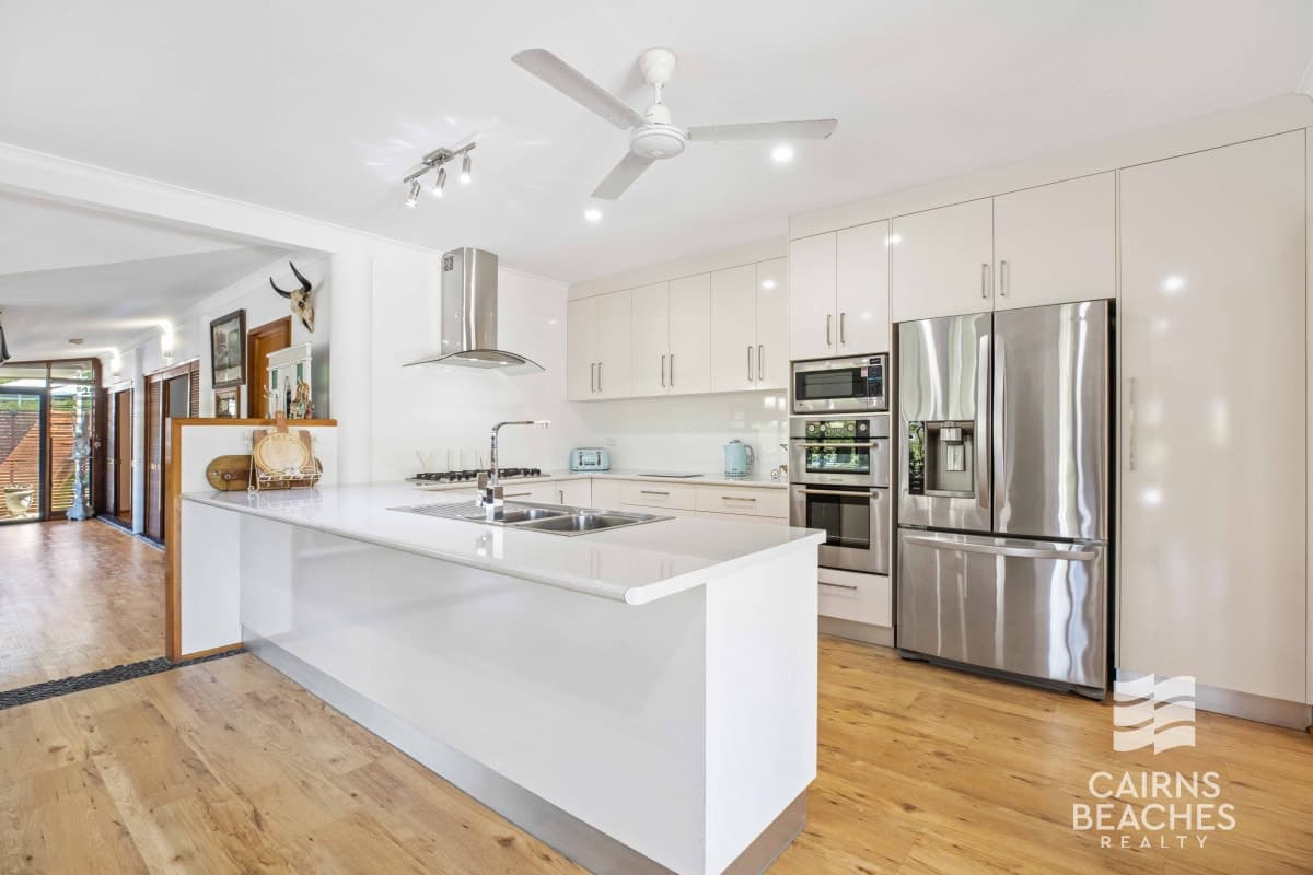 3 Coolangatta Close, Kewarra Beach - Thumbnail 5