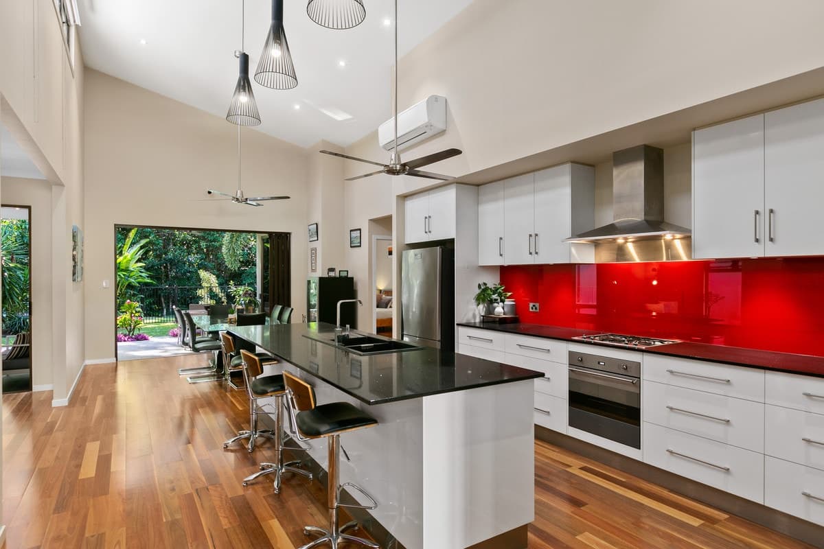17 Litara Court, Palm Cove - Thumbnail 3