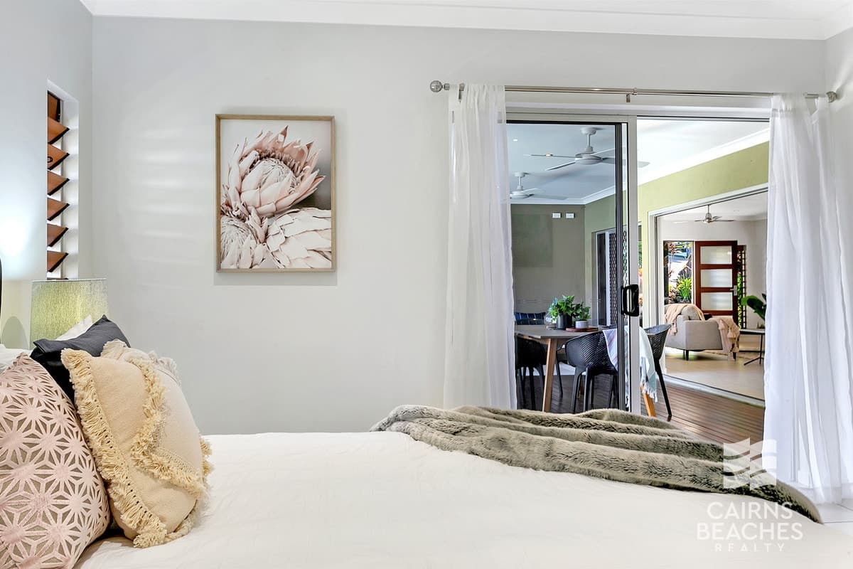 14 Savaii Close, Palm Cove - Thumbnail 5