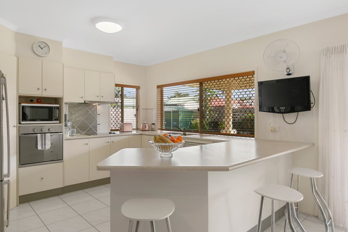67 Tiffany Street, White Rock - Thumbnail 3