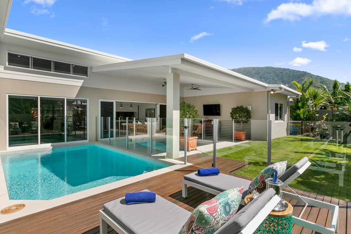 2 Billingai Close, Palm Cove - Image 1