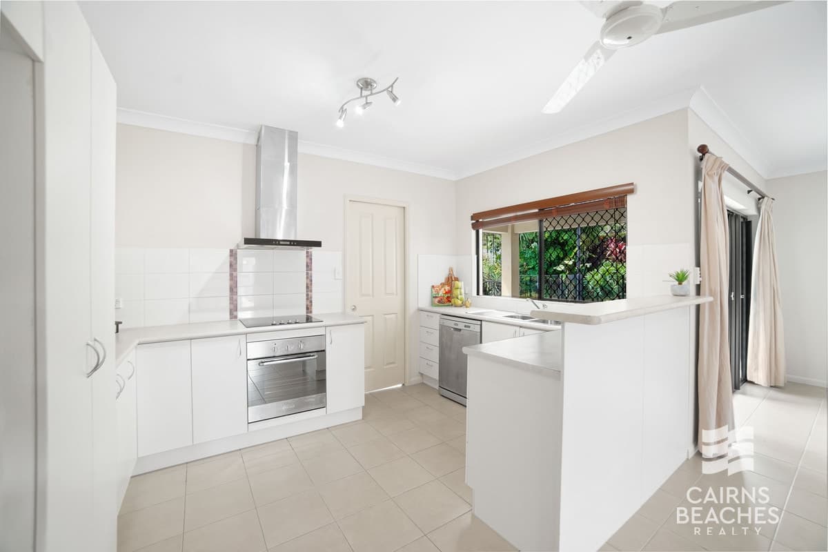 11 Petrie Close, Kewarra Beach - Thumbnail 3