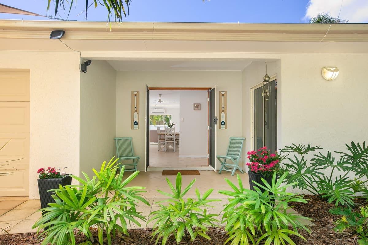 1 Palmetto Street, Palm Cove - Thumbnail 3
