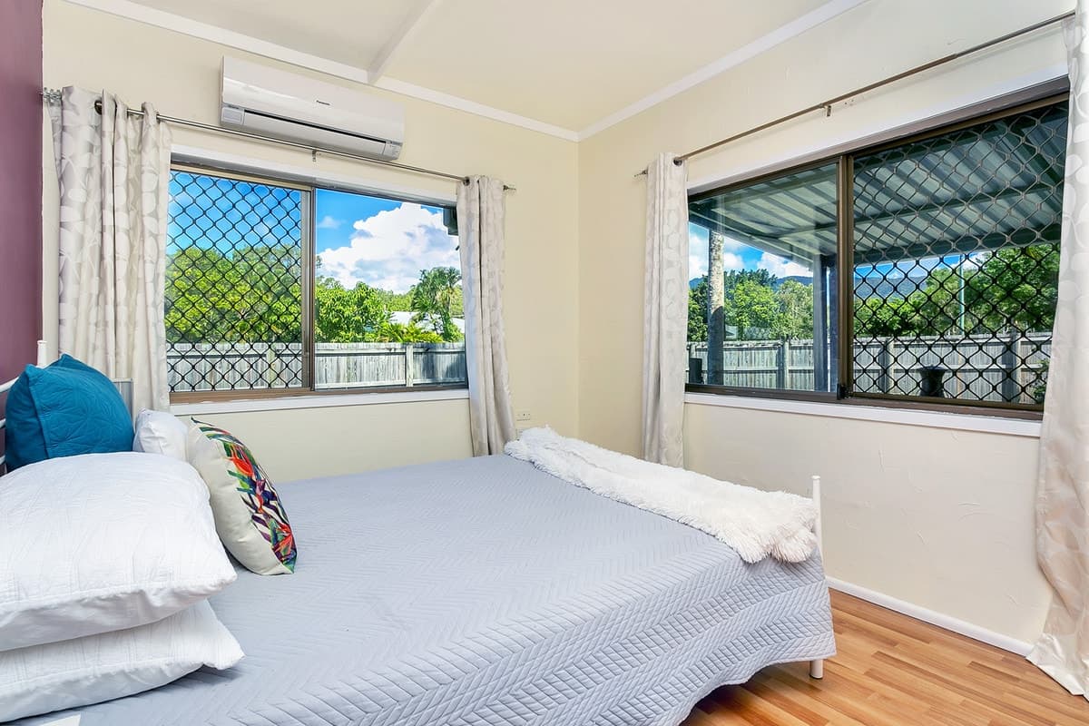 22 Baines Street, Clifton Beach - Thumbnail 7