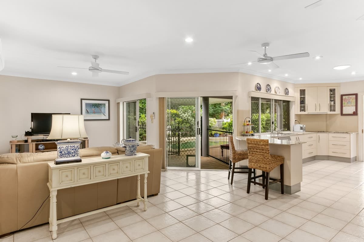 1 Ilse Close, Clifton Beach - Thumbnail 5
