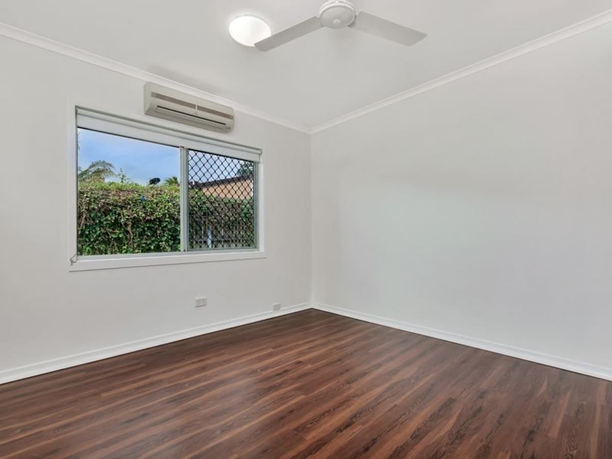 13 Close Street, Mooroobool - Thumbnail 8