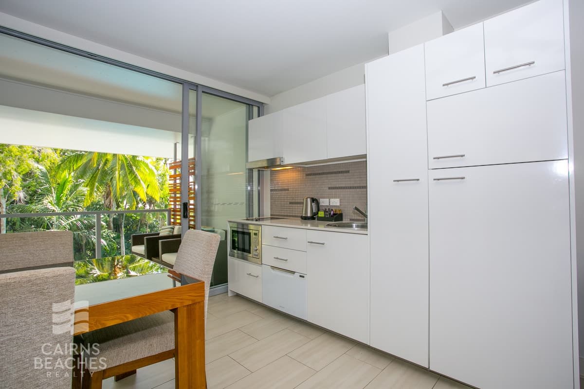 1401/2-22 Veivers Road, Palm Cove - Thumbnail 3