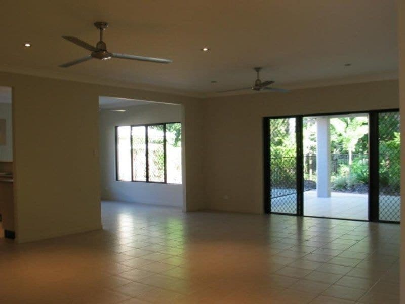 19 MONTEREY ST, Kewarra Beach - Thumbnail 2