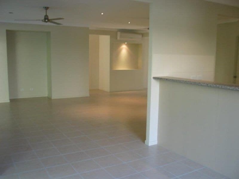 19 MONTEREY ST, Kewarra Beach - Thumbnail 3