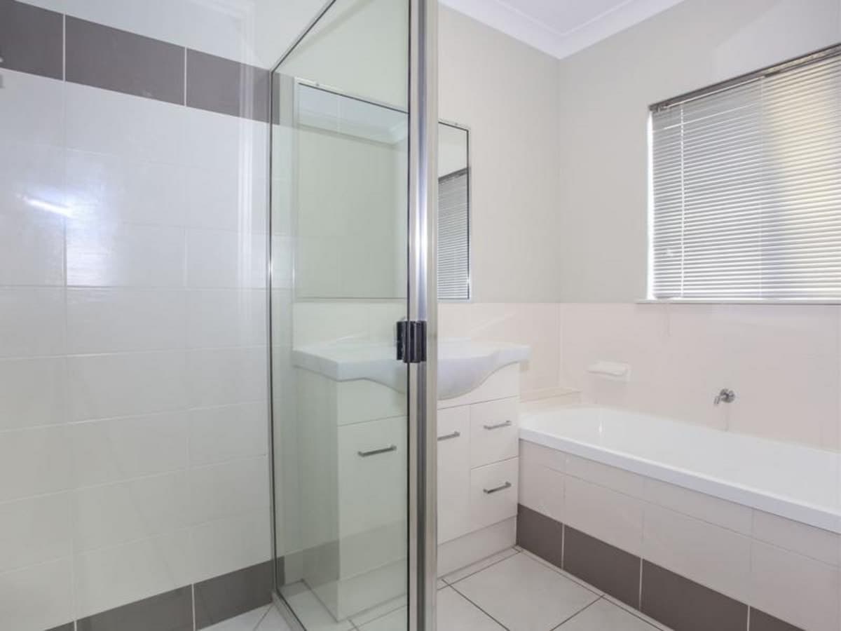 12 Moojeeba Way, Trinity Park - Thumbnail 5