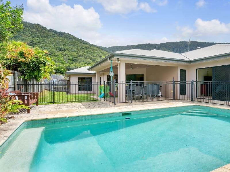 7 Cocus Cres, Palm Cove - Image 1